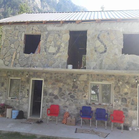 Guesthouse Arben Selimaj Bajram Curri Exterior photo